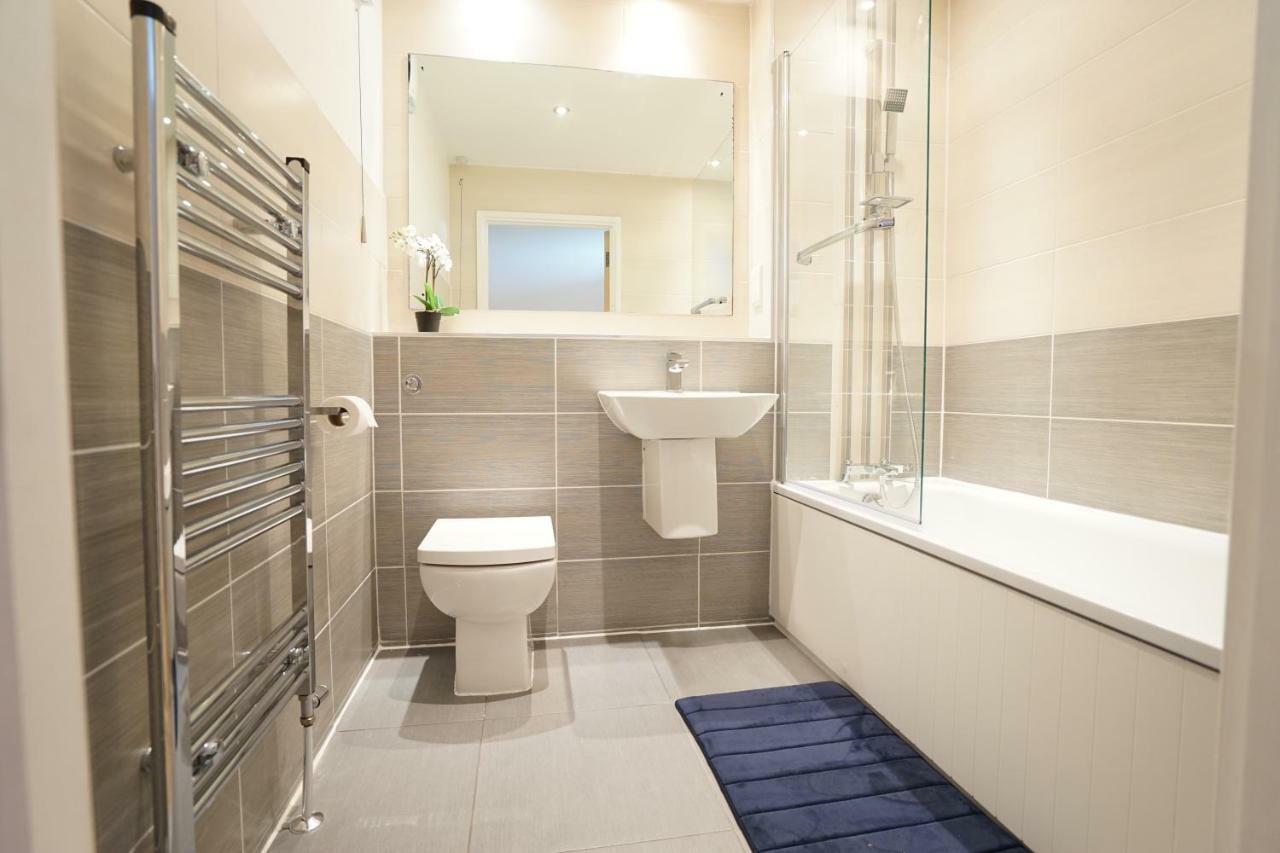 Perfectly Located Stunning Apartment لندن المظهر الخارجي الصورة